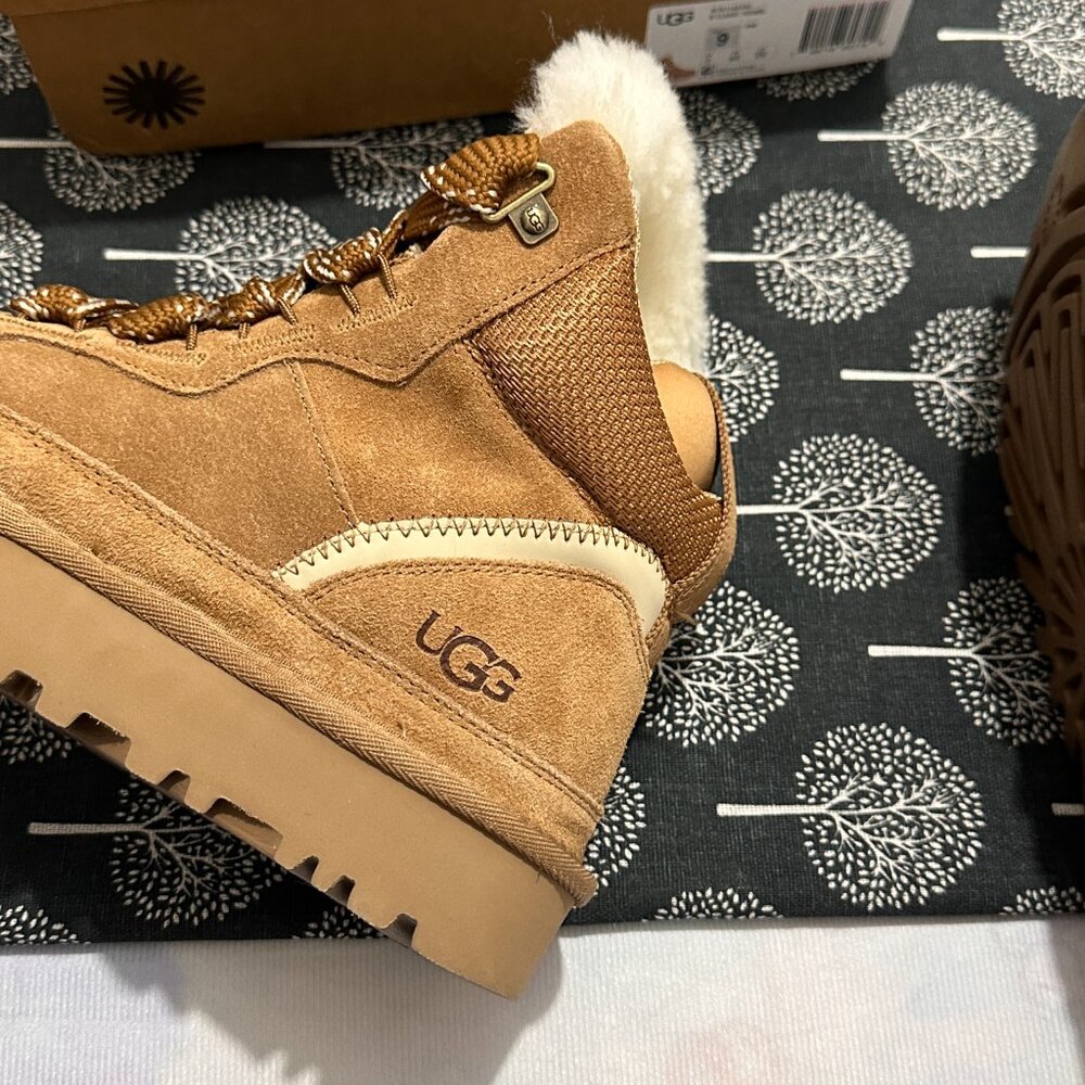 Brown Ugg High-Top Warm Boots - Picture 9 of 9